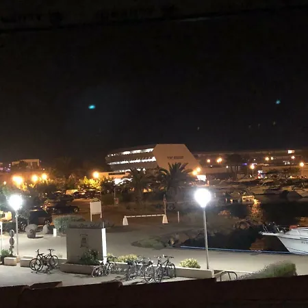 Naturiste Port Soleil Avec Piscine アグド